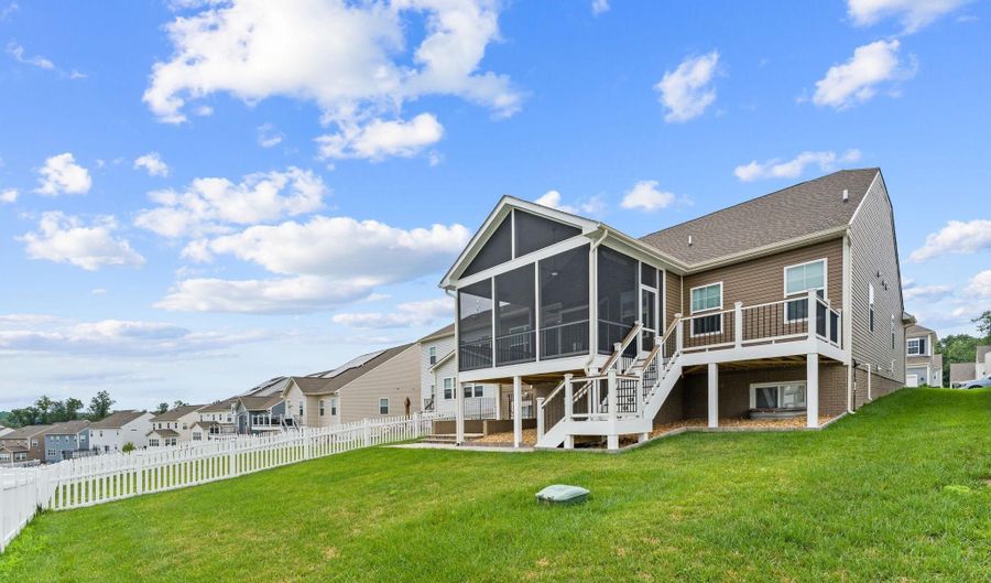 2047 ARMSTRONG Ter, Jeffersonton, VA 22724 - 4 Beds, 3 Bath