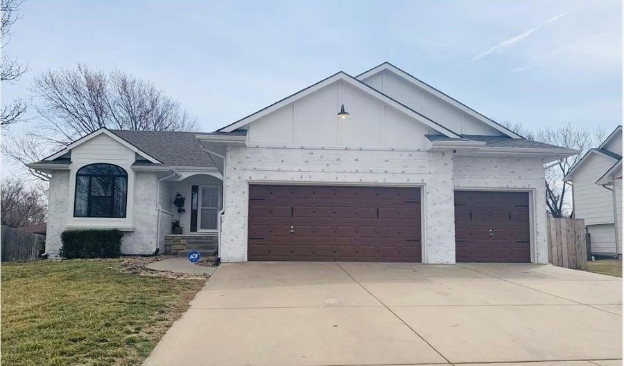 1806 N Columbine, Andover, KS 67002 - 4 Beds, 3 Bath