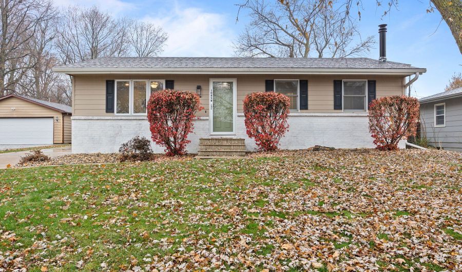 108 12th Ave SW, Altoona, IA 50009 - 3 Beds, 2 Bath