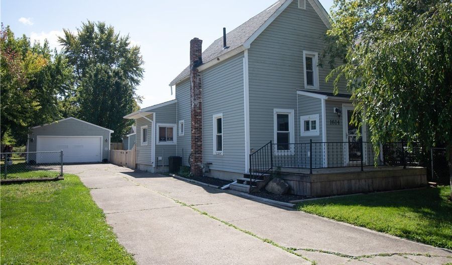 1614 E 49th St, Ashtabula, OH 44004 - 1 Beds, 1 Bath