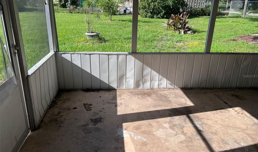 2105 E CHEROKEE St, Bartow, FL 33830 - 3 Beds, 1 Bath