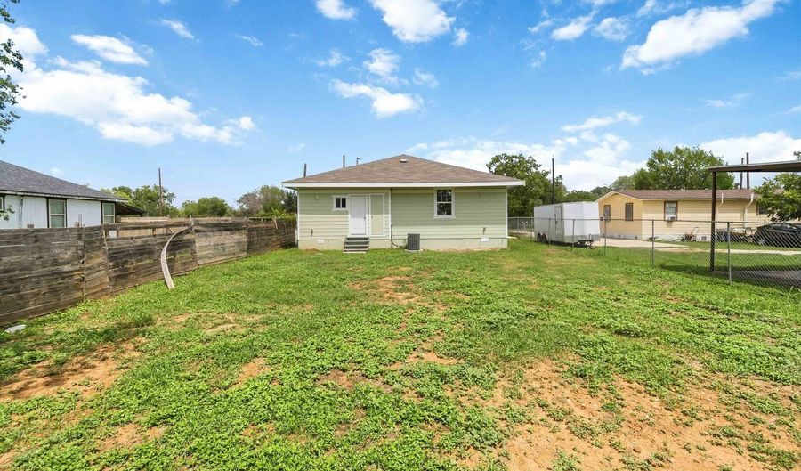 1615 Hough, Adkins, TX 78101 - 3 Beds, 2 Bath