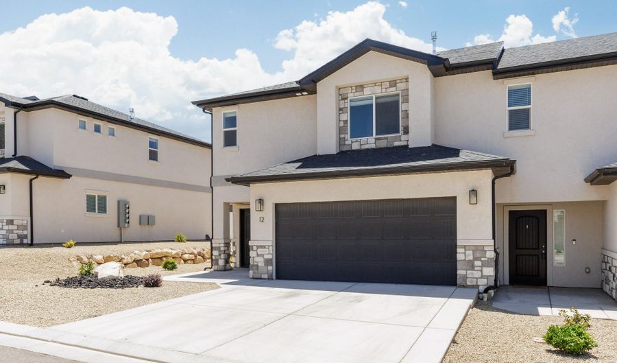 668 Fiddlers Cove Dr 12, Cedar City, UT 84721 - 3 Beds, 3 Bath