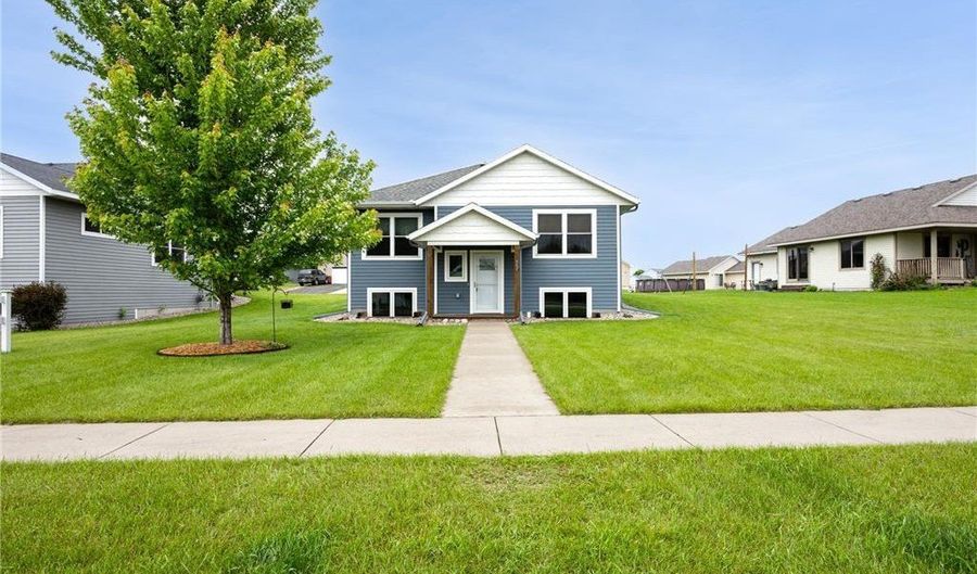 968 Abbygail Dr, Alexandria, MN 56308 - 4 Beds, 1 Bath