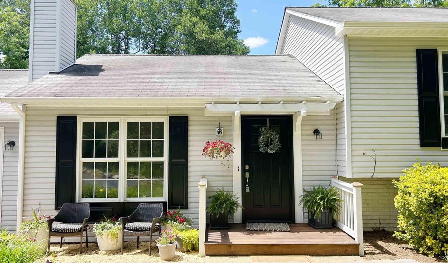 1203 AFTON MOUNTAIN Rd, Afton, VA 22920 - 3 Beds, 2 Bath
