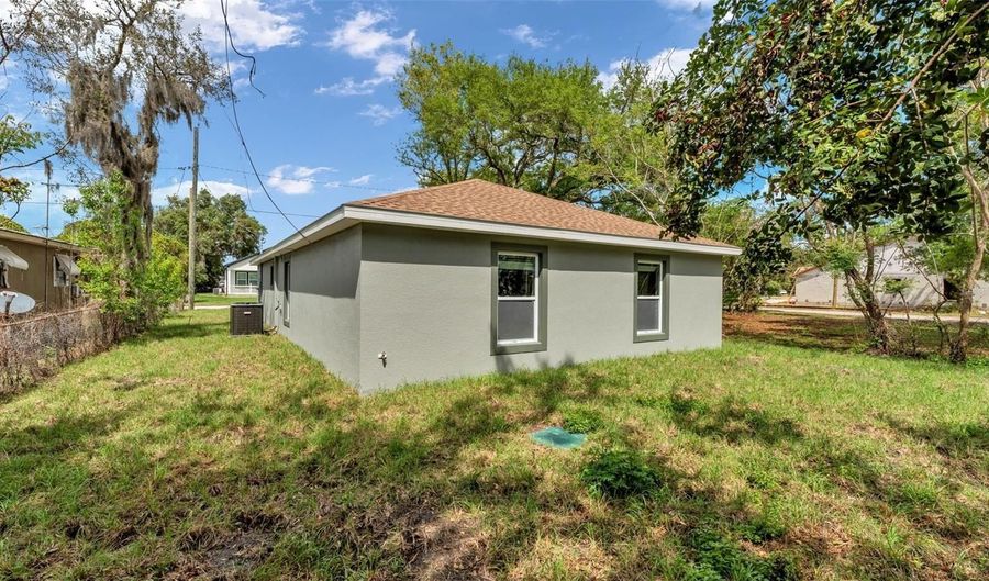 3277 ALBERTA St, Bartow, FL 33830 - 3 Beds, 2 Bath