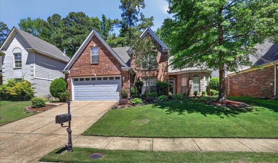 5898 PETERSON RIDGE Ln, Bartlett, TN 38135 - 4 Beds, 3 Bath