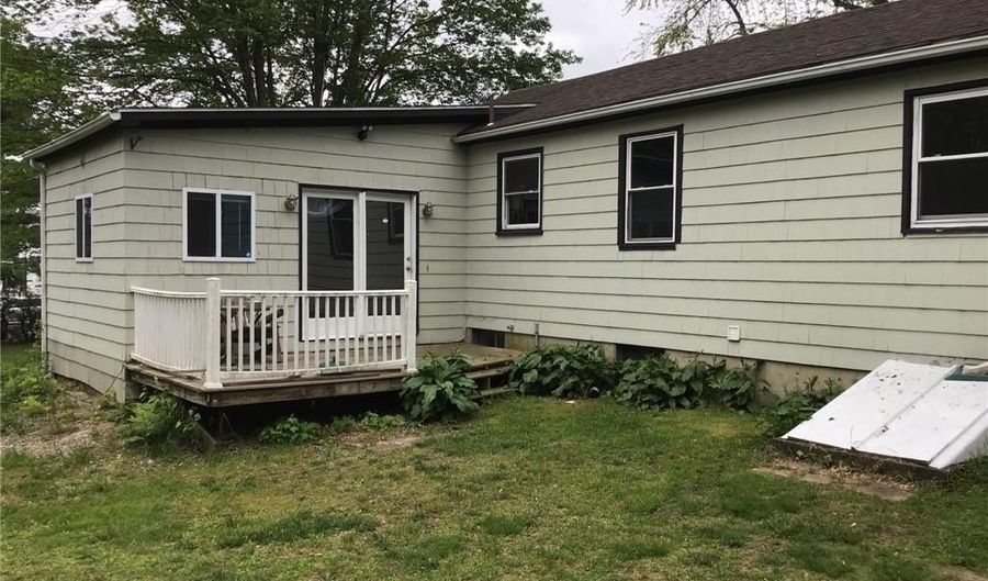 2073 Plainfield Pike, Johnston, RI 02919 - 4 Beds, 1 Bath