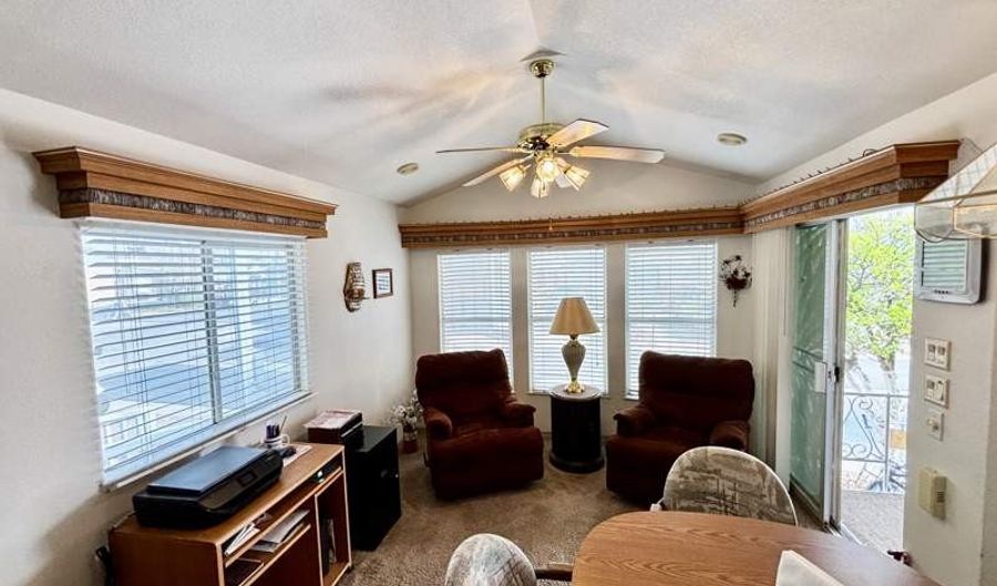 702 S Meridian Rd 1052, Apache Junction, AZ 85120 - 1 Beds, 2 Bath