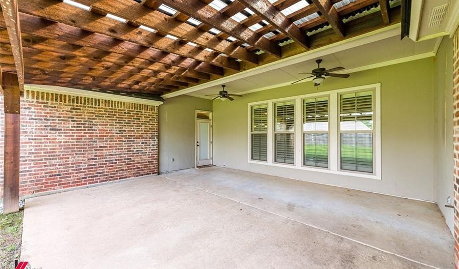 102 Caiden Dr, Benton, LA 71006 - 4 Beds, 2 Bath
