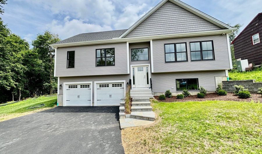 2 Garry Knls, Danbury, CT 06810 - 3 Beds, 3 Bath