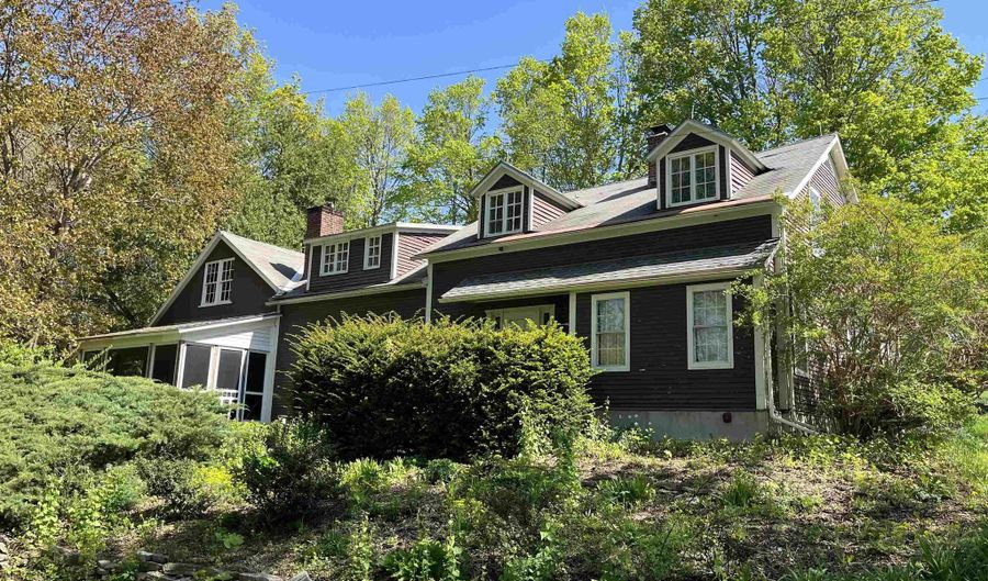 1464 Arnold District Rd, Brandon, VT 05733 - 3 Beds, 2 Bath