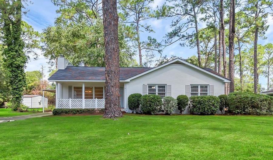 1021 Summit Dr, Albany, GA 31707 - 3 Beds, 2 Bath