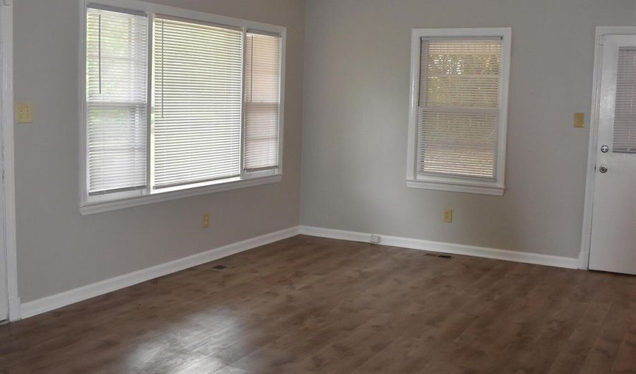 260 W Vineland Rd, Augusta, GA 30904 - 3 Beds, 1 Bath