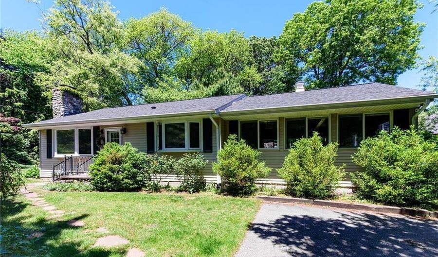26 Fort Ninigret Rd, Charlestown, RI 02813 - 2 Beds, 2 Bath