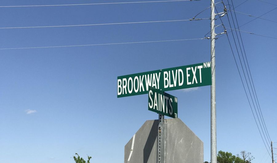 1338 Brookway Blvd, Brookhaven, MS 39601 - 0 Beds, 0 Bath