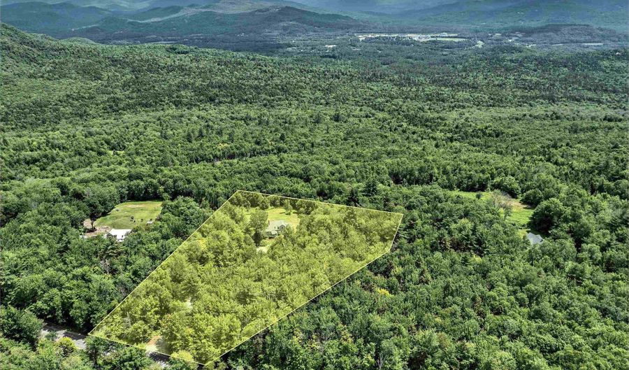 36 Puckerbrush Rd, Campton, NH 03223 - 4 Beds, 4 Bath