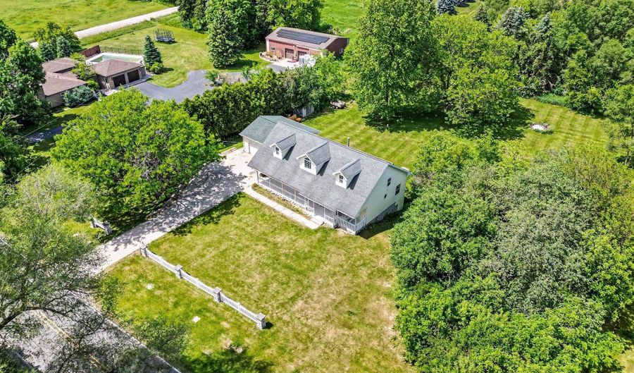 8857 52nd St SE, Ada, MI 49301 - 4 Beds, 2 Bath