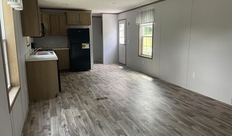 31 Bennington Dr, Berlin, VT 05602 - 3 Beds, 2 Bath