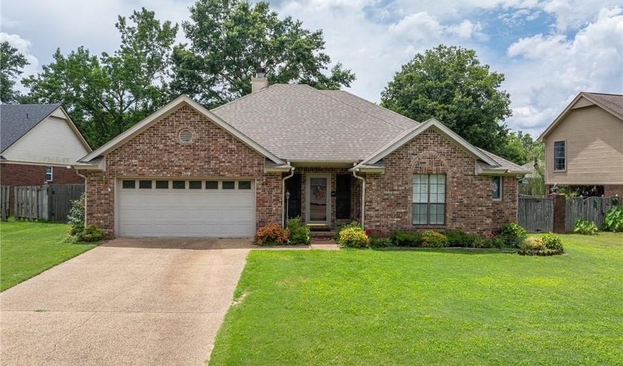 2105 Brookhaven Dr, Alma, AR 72921 - 3 Beds, 2 Bath