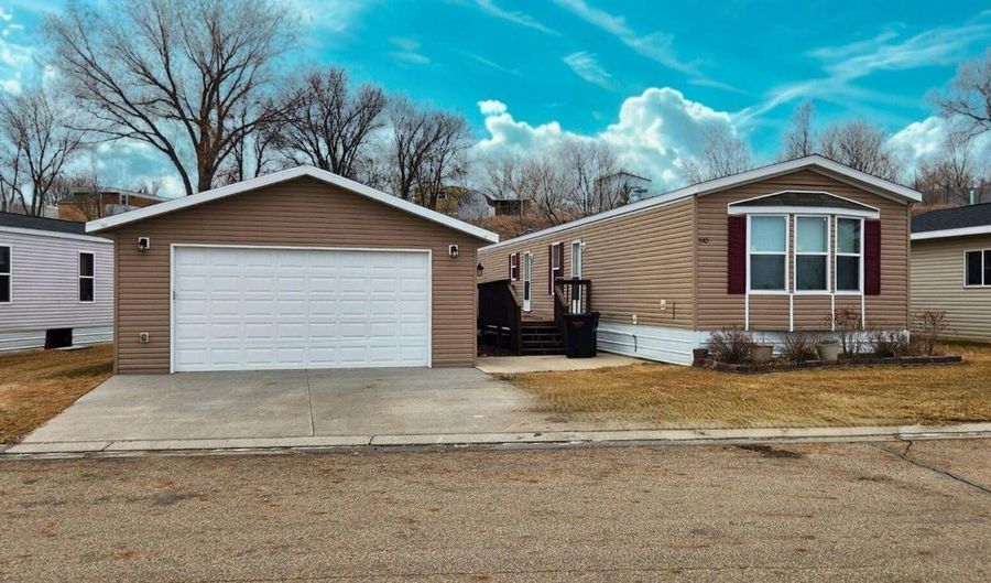 4005 19th St NE #510, Bismarck, ND 58503 - 3 Beds, 2 Bath