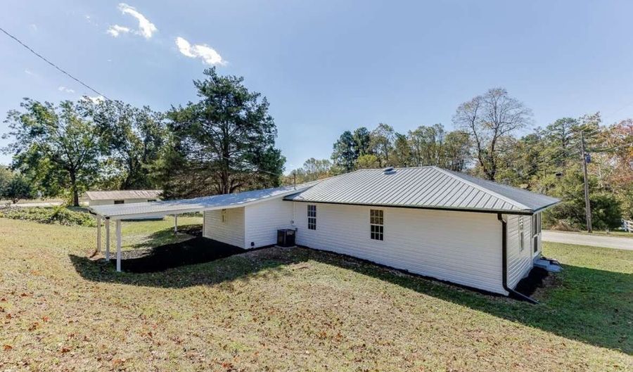 5554 Yonah Homer Rd, Alto, GA 30510 - 3 Beds, 1 Bath