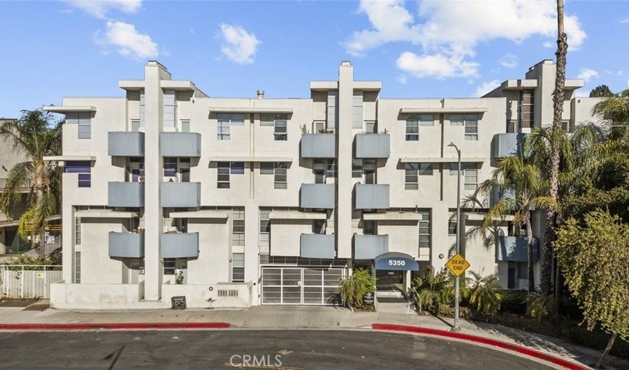 5350 White Oak Ave 113, Encino, CA 91316 - 2 Beds, 2 Bath