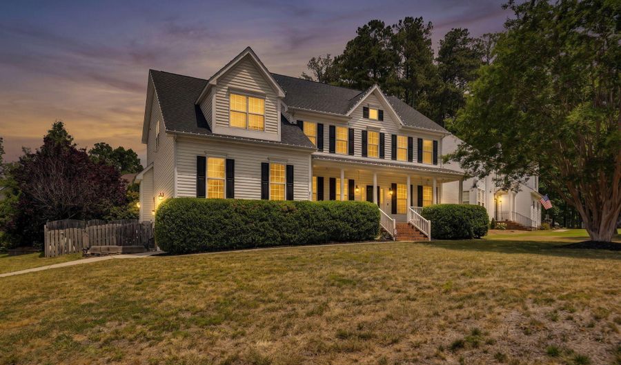 1258 Horsham Way, Apex, NC 27502 - 4 Beds, 3 Bath