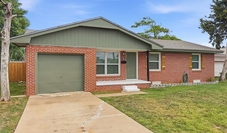 1003 Asalee St, Altus, OK 73521 - 3 Beds, 1 Bath