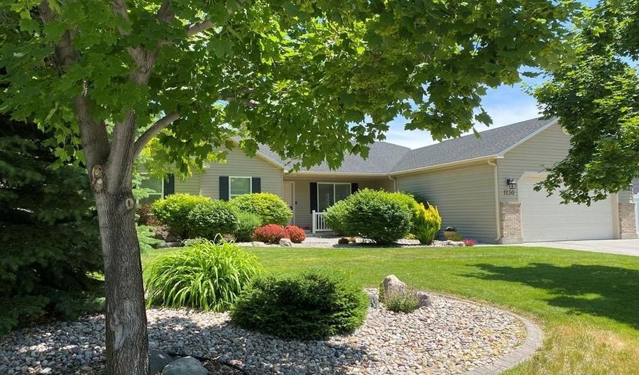 1230 Abbie Rd, Blackfoot, ID 83221 - 5 Beds, 3 Bath