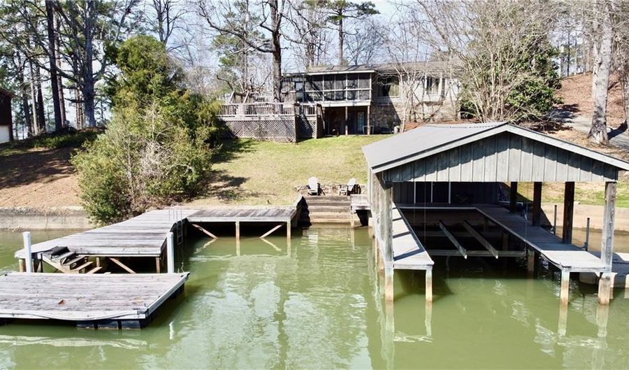 423 LAKEVIEW Rd, Alexander City, AL 35010 - 4 Beds, 3 Bath