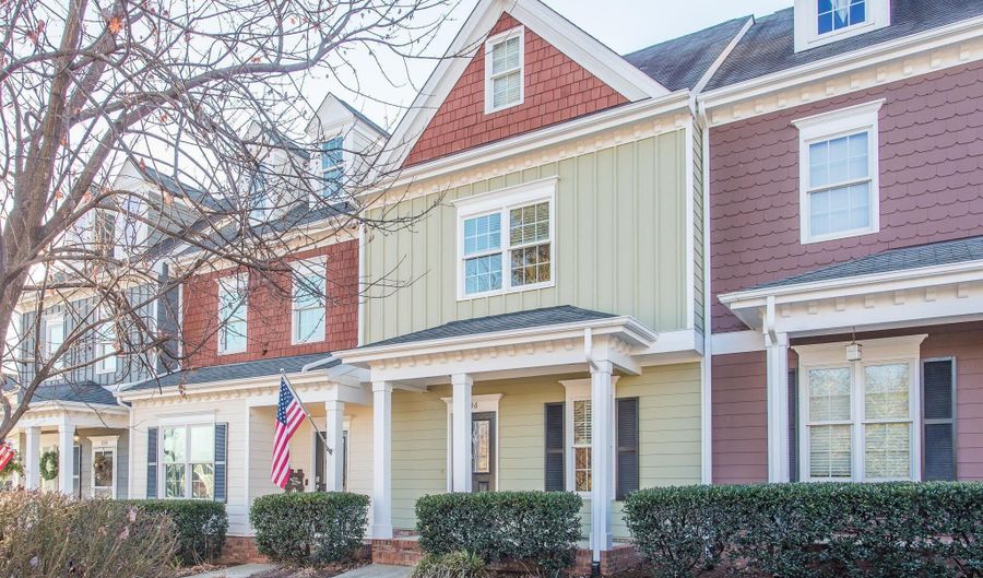 846 Myrtle Grove Dr. Ln, Apex, NC 27502 - 2 Beds, 3 Bath