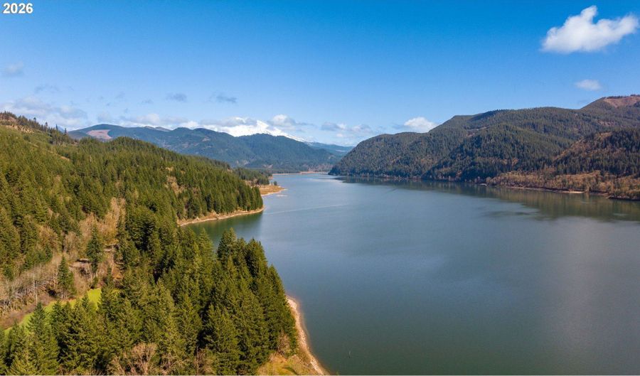 15052 LEWIS RIVER Rd, Ariel, WA 98603 - 2 Beds, 2 Bath