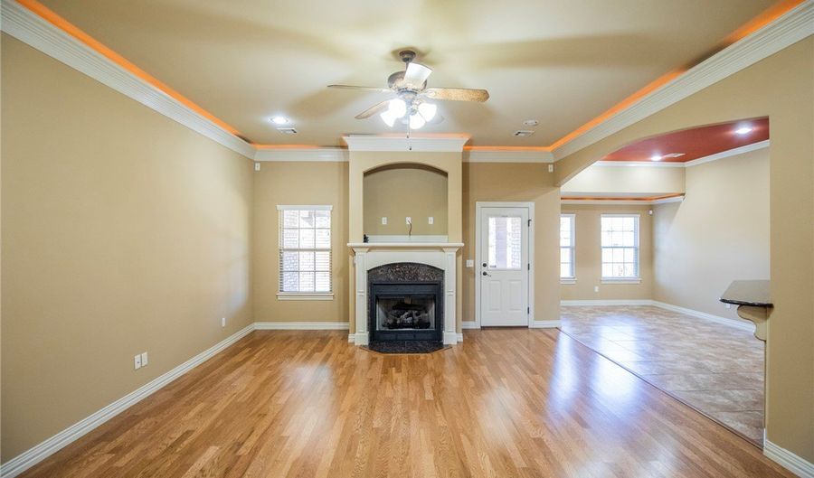 3006 SW Pine Valley Rd, Bentonville, AR 72713 - 4 Beds, 2 Bath
