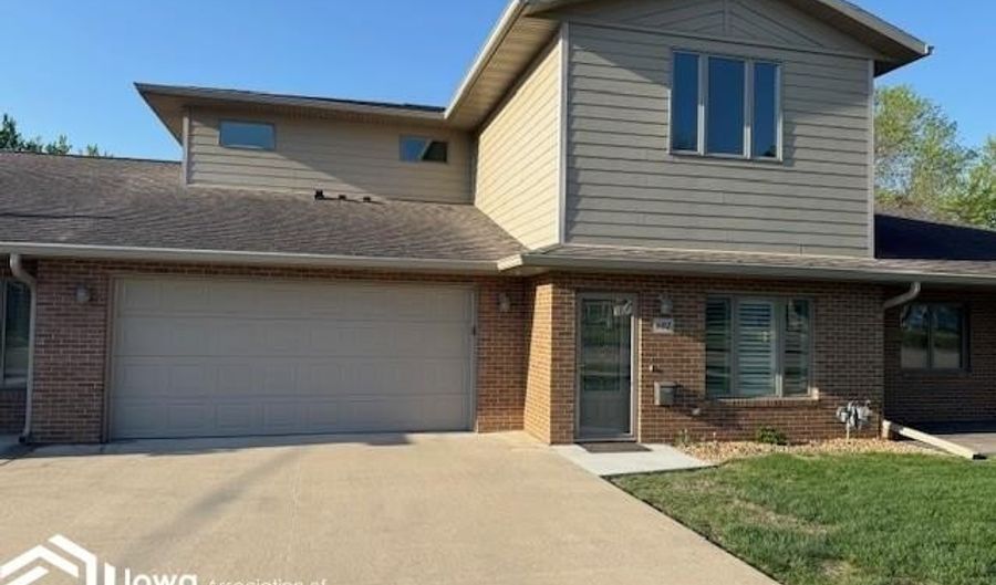 602 E Lucas St, Algona, IA 50511 - 3 Beds, 3 Bath