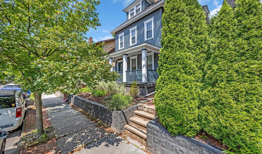 1108 Emory St, Asbury Park, NJ 07712 - 5 Beds, 2 Bath