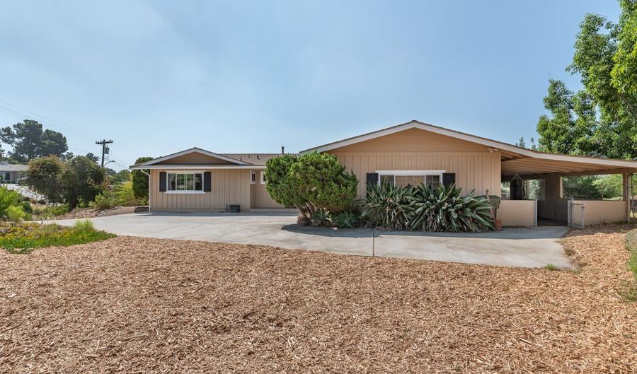 4224 Lomo Del Sur, La Mesa, CA 91941 - 3 Beds, 2 Bath