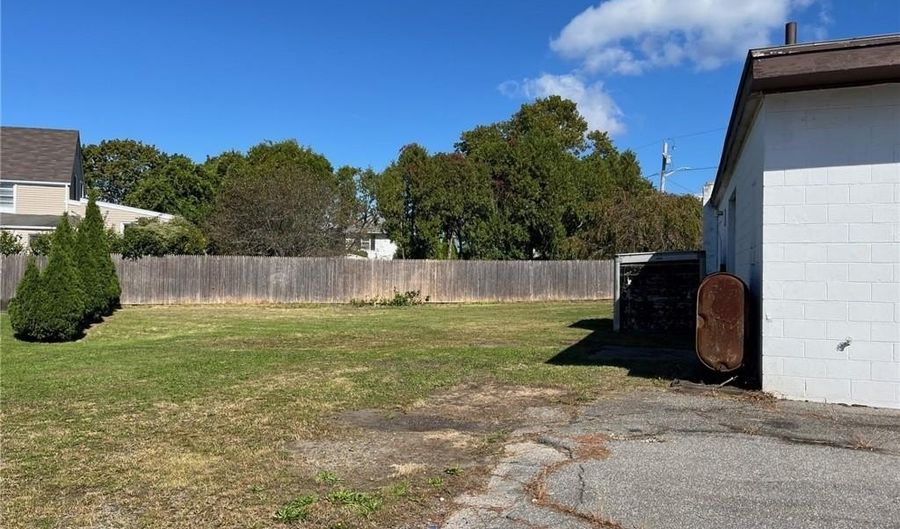 255 State St, Bristol, RI 02809 - 0 Beds, 0 Bath