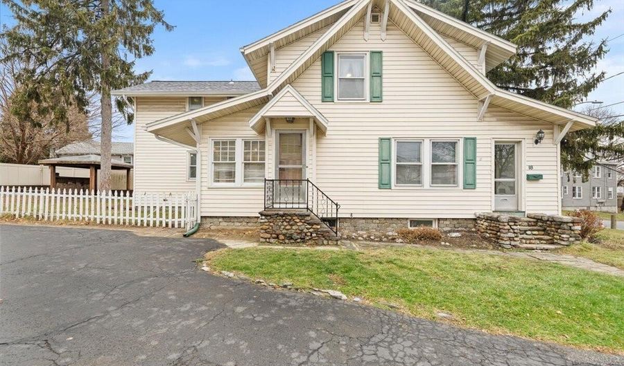 18 Fairfield Ave, Albany, NY 12205 - 4 Beds, 2 Bath