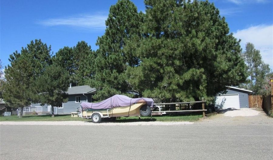2607 Holler Ave, Cody, WY 82414 - 3 Beds, 1 Bath