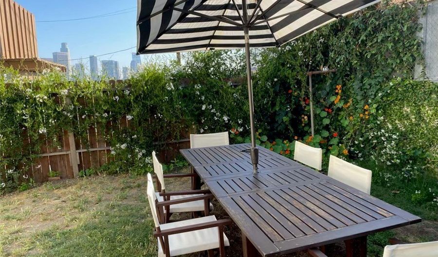 1007 Marview Ave, Los Angeles, CA 90012 - 2 Beds, 1 Bath