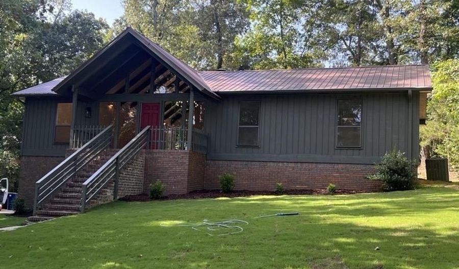 1817 MOHAWK Dr, Alabaster, AL 35007 - 3 Beds, 2 Bath
