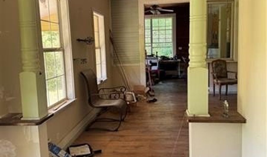 1429 SUNSET Dr, Bogalusa, LA 70427 - 2 Beds, 2 Bath
