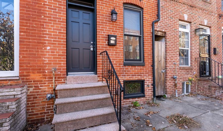 336 S COLLINGTON Ave S, Baltimore, MD 21231 - 2 Beds, 2 Bath