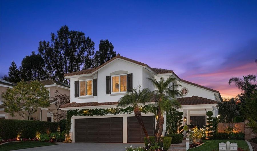 29 Raven Ln, Aliso Viejo, CA 92656 - 4 Beds, 3 Bath