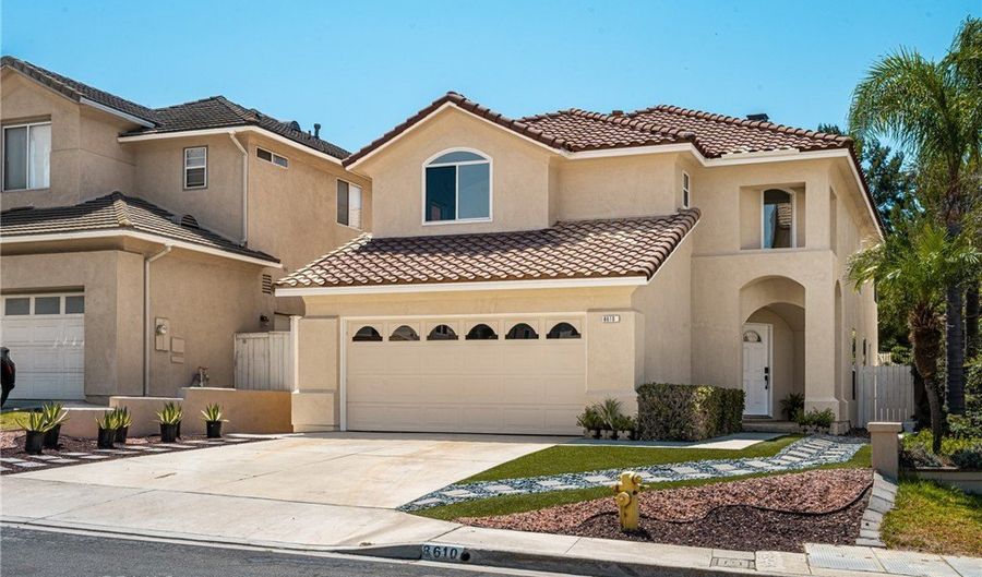 8610 E Silver Rdg, Anaheim, CA 92808 - 4 Beds, 3 Bath