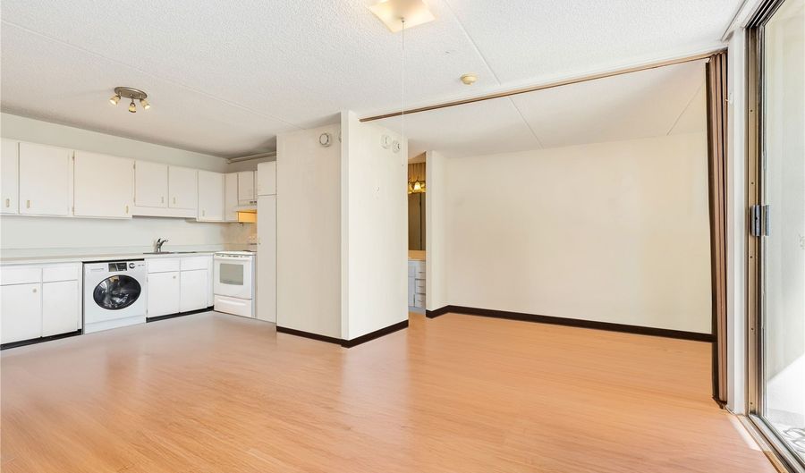 2240 Kuhio Ave 2007, Honolulu, HI 96815 - 1 Beds, 1 Bath