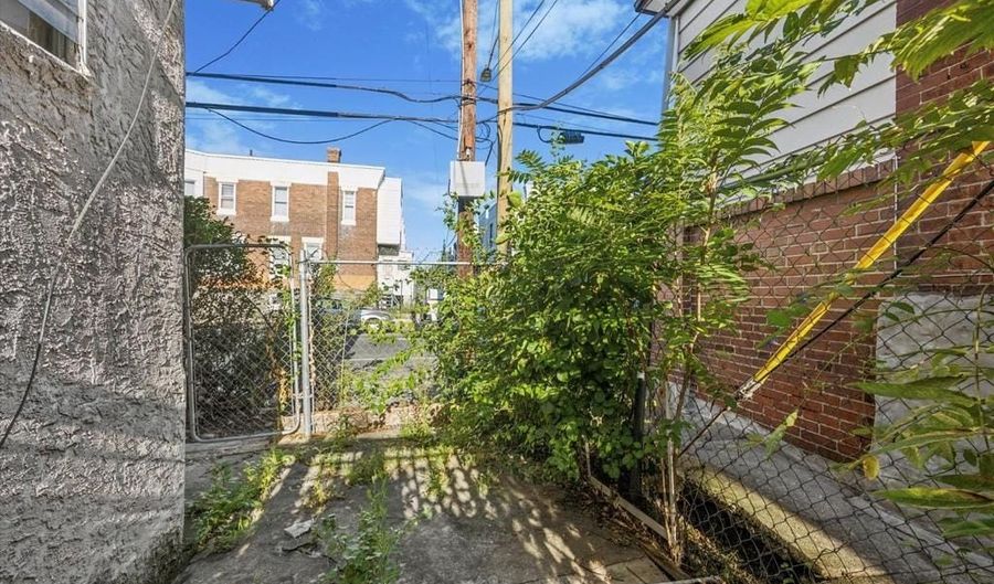 5759 PINE St 2, Philadelphia, PA 19143 - 2 Beds, 1 Bath