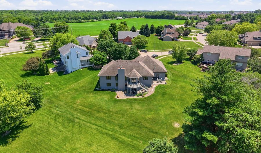 1026 NE Aspen Cir, Ankeny, IA 50021 - 4 Beds, 3 Bath