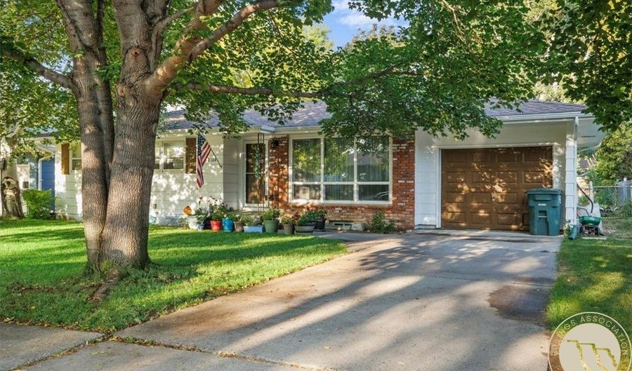 2124 Dahlia Ln, Billings, MT 59102 - 5 Beds, 2 Bath
